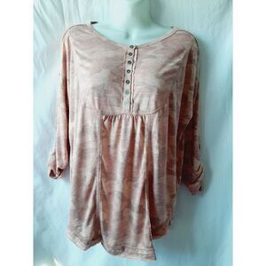 Nine West pink camouflage small babydoll soft top